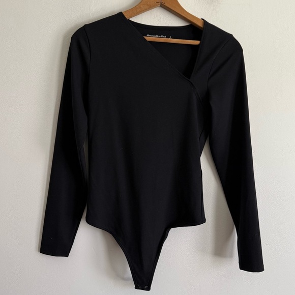 Abercrombie & Fitch Black Basic long Sleeve Body - Picture 1 of 5